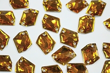 Cosmic 20x16mm Coloured resin Stones - Amber